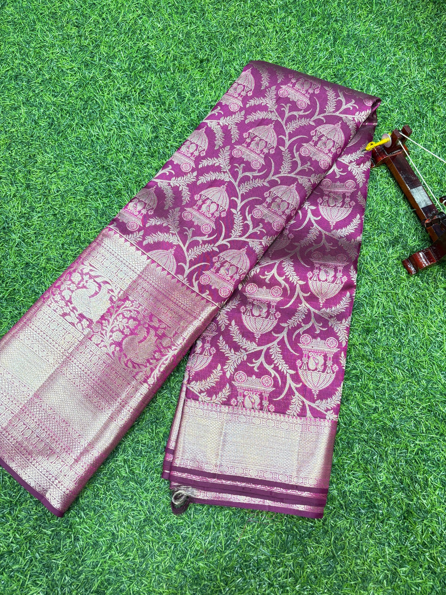 HANDLOOM SAREES SELF COMBINATION
